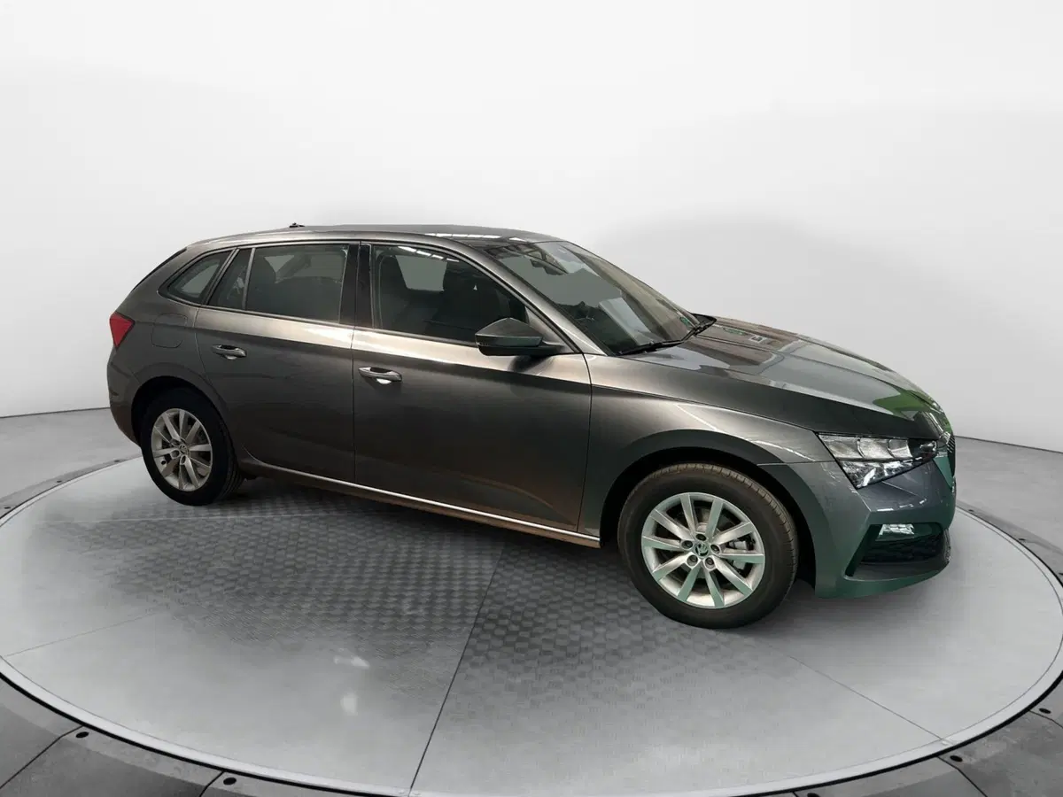 Skoda Scala usata a Reggio Calabria (3)
