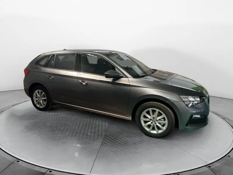 Skoda Scala usata a Reggio Calabria (3)