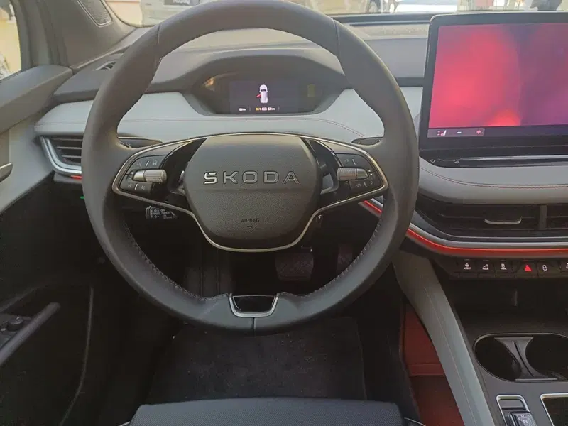Skoda Elroq nuova a Reggio Calabria (10)