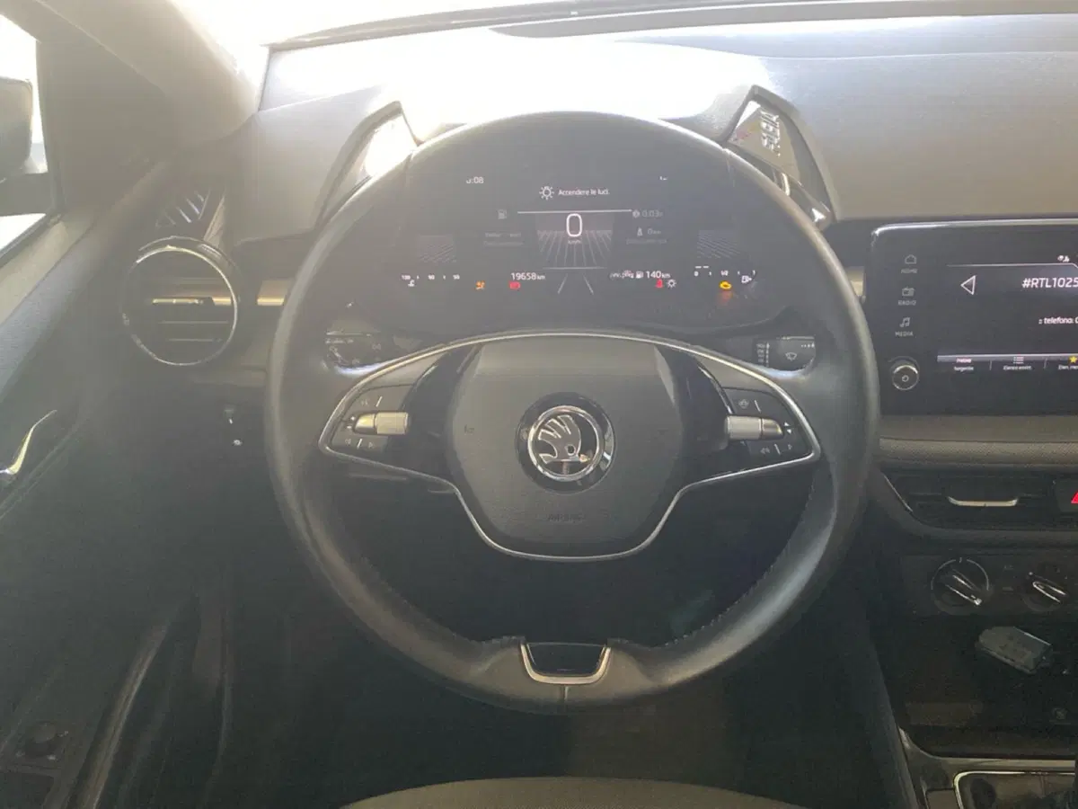 Skoda Fabia usata a Reggio Calabria (9)