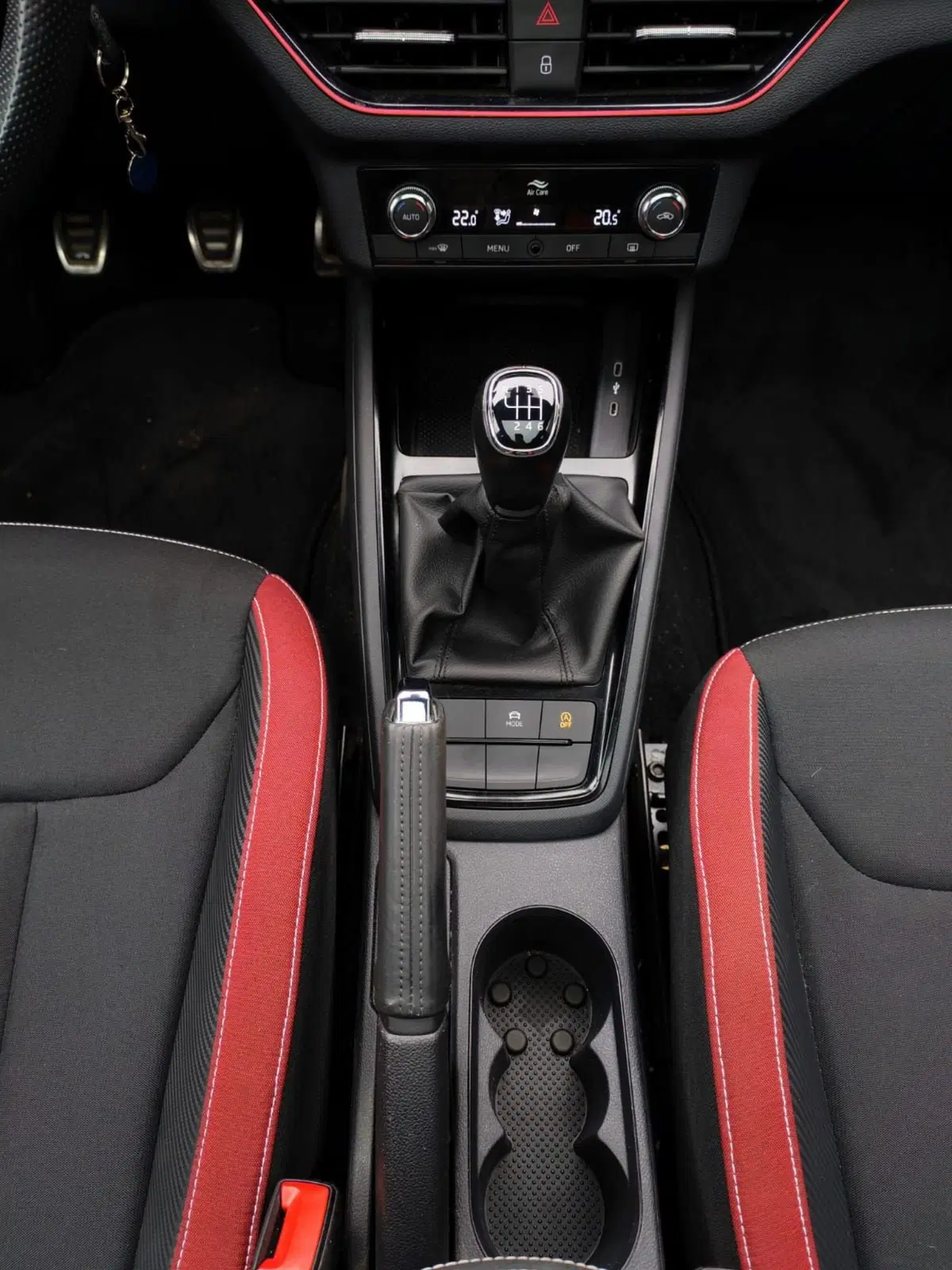 Skoda Scala usata a Rimini (15)