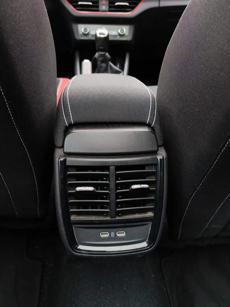 Skoda Scala usata a Rimini (17)
