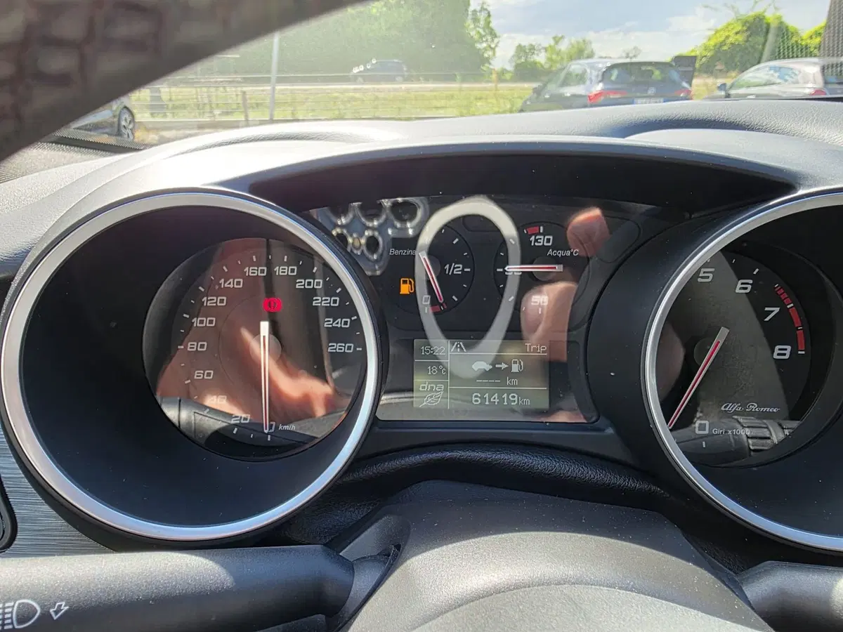 Alfa Romeo Giulietta usata a Rimini (12)