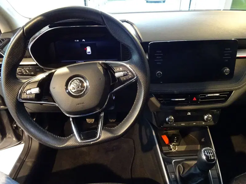 Skoda Fabia usata a Lucca (11)