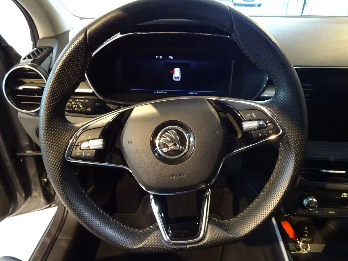 Skoda Fabia usata a Lucca (12)