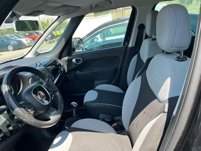 Fiat 500L usata a Lucca (8)