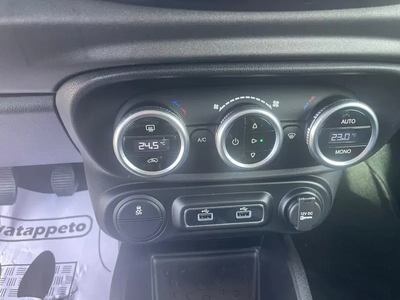 Fiat 500L usata a Lucca (11)