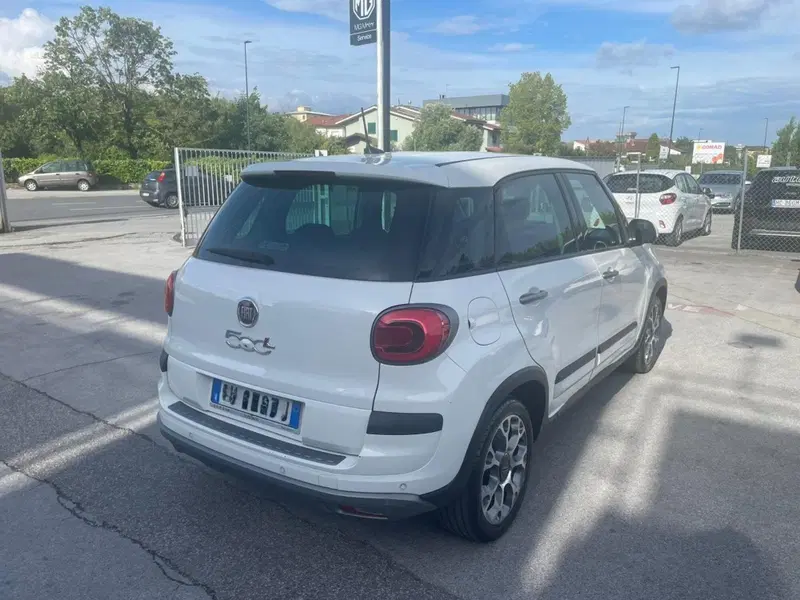 Fiat 500L usata a Lucca (4)