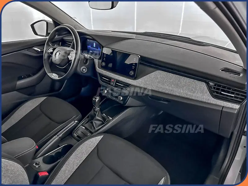 Skoda Kamiq usata a Milano (13)