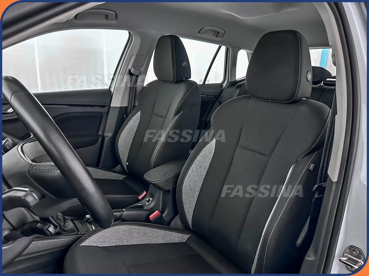 Skoda Kamiq usata a Milano (8)