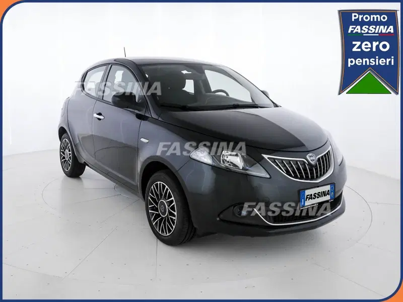 Lancia Ypsilon usata a Milano