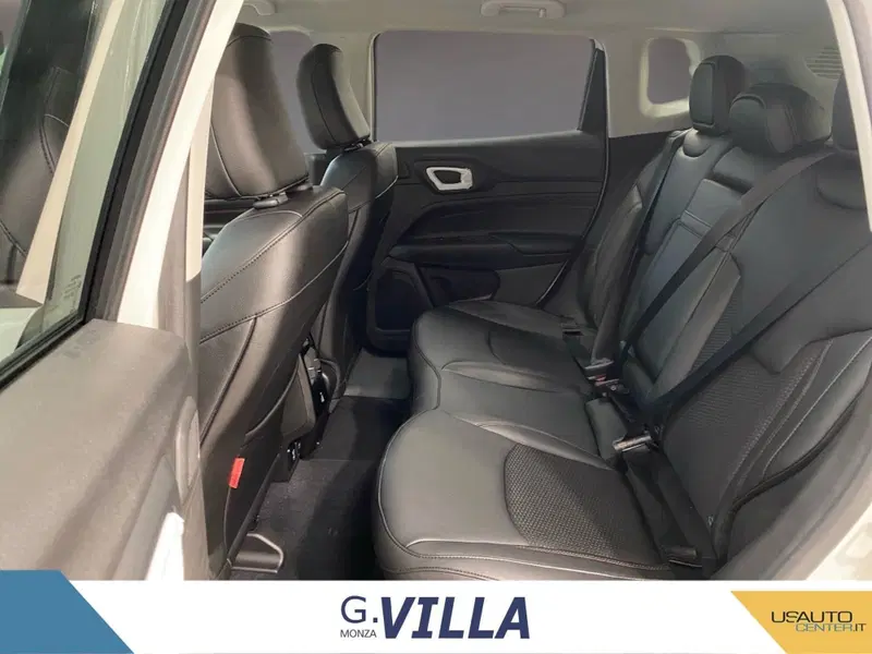 Jeep Compass nuova a Monza e Brianza (13)