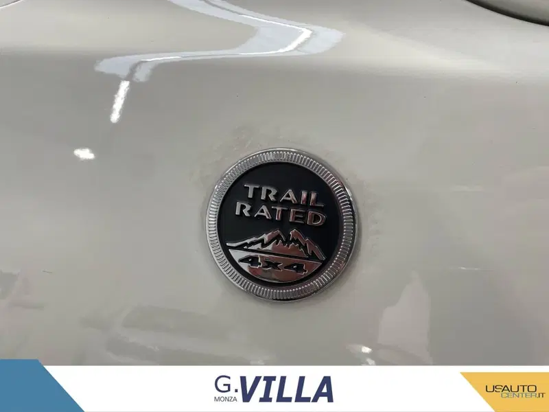 Jeep Compass nuova a Monza e Brianza (18)