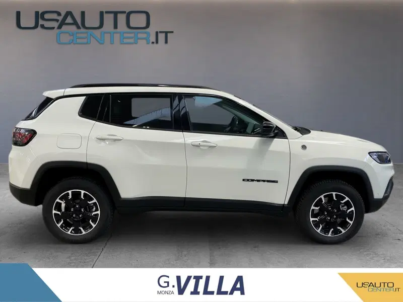Jeep Compass nuova a Monza e Brianza (3)