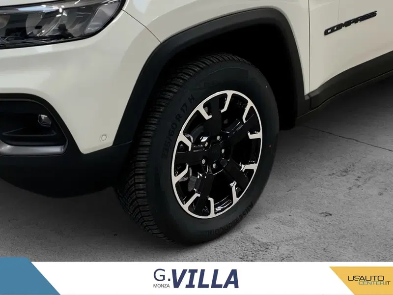 Jeep Compass nuova a Monza e Brianza (7)