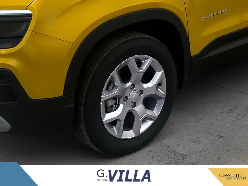 Jeep Avenger nuova a Monza e Brianza (7)