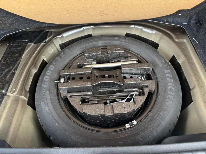 Skoda Kamiq usata a Massa-Carrara (13)