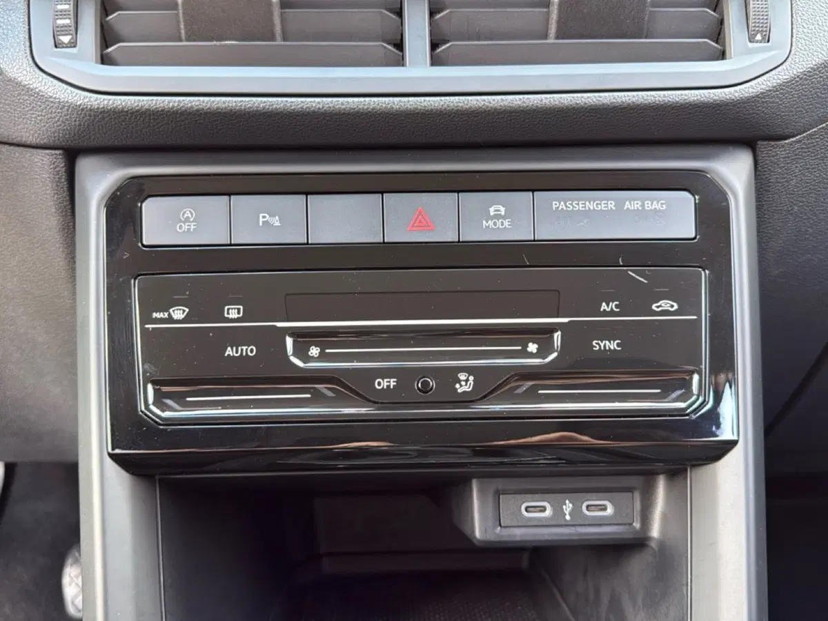 Volkswagen T-Cross usata a Terni (14)