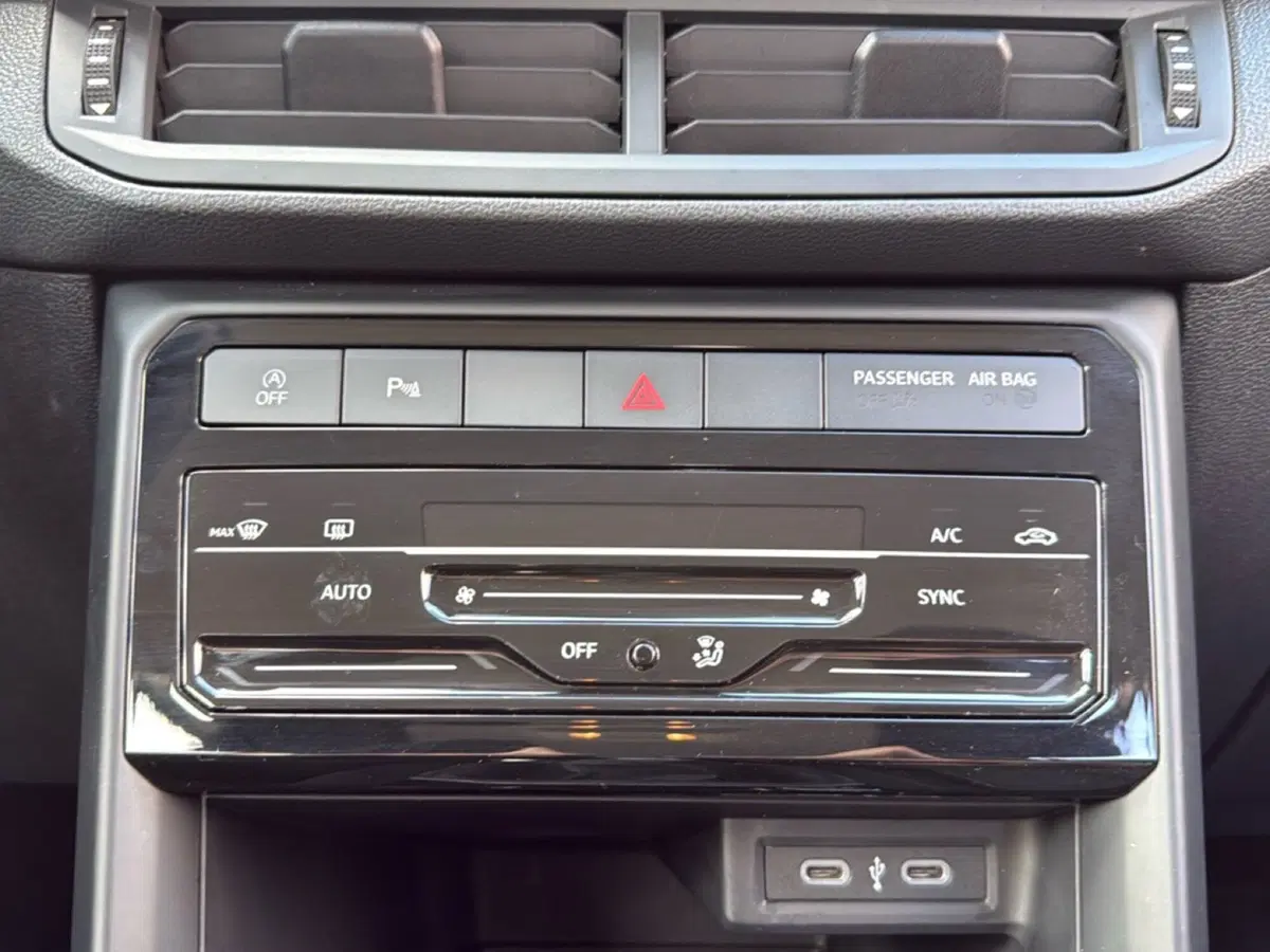 Volkswagen T-Cross usata a Terni (14)