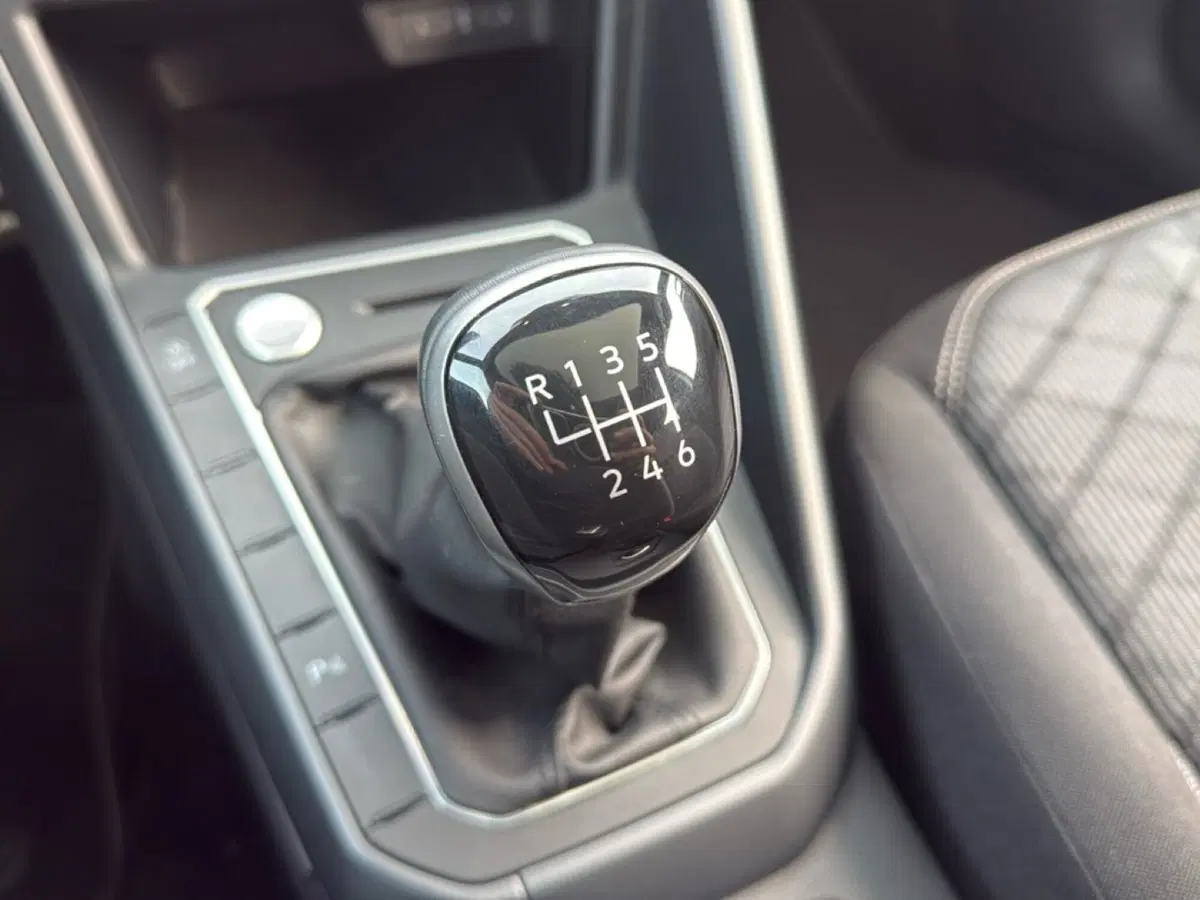 Volkswagen Taigo usata a Terni (13)