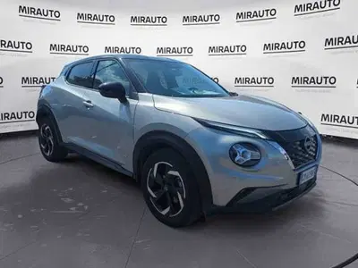 Nissan Juke 1.6 hev N-Connecta del 2023 usata a Roma