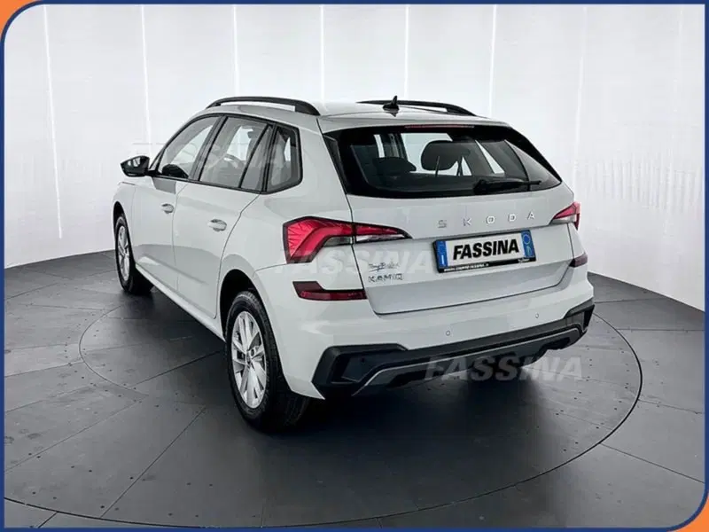 Skoda Kamiq usata a Milano (4)