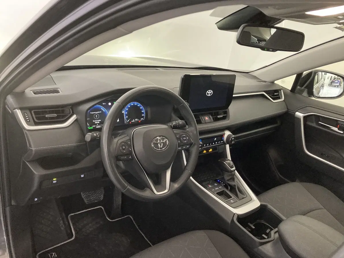 Toyota Rav4 usata a Barletta-Andria-Trani (10)