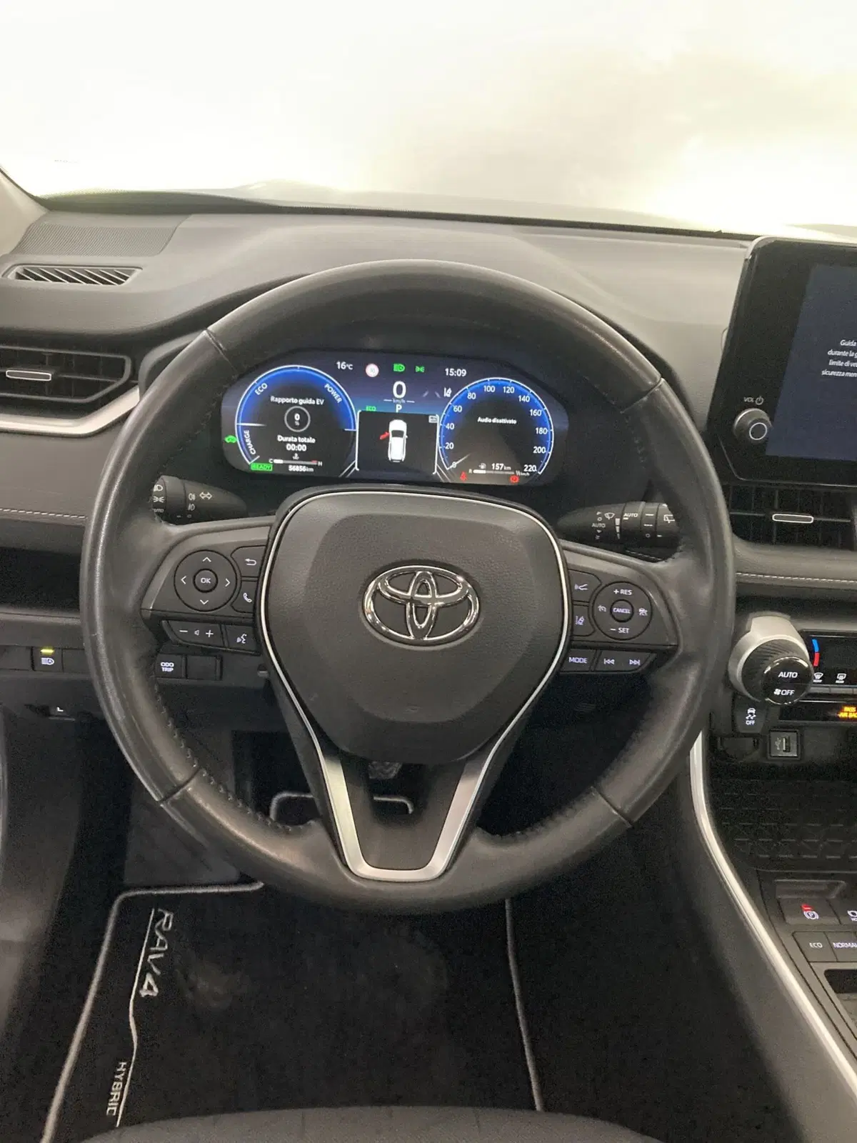 Toyota Rav4 usata a Barletta-Andria-Trani (11)