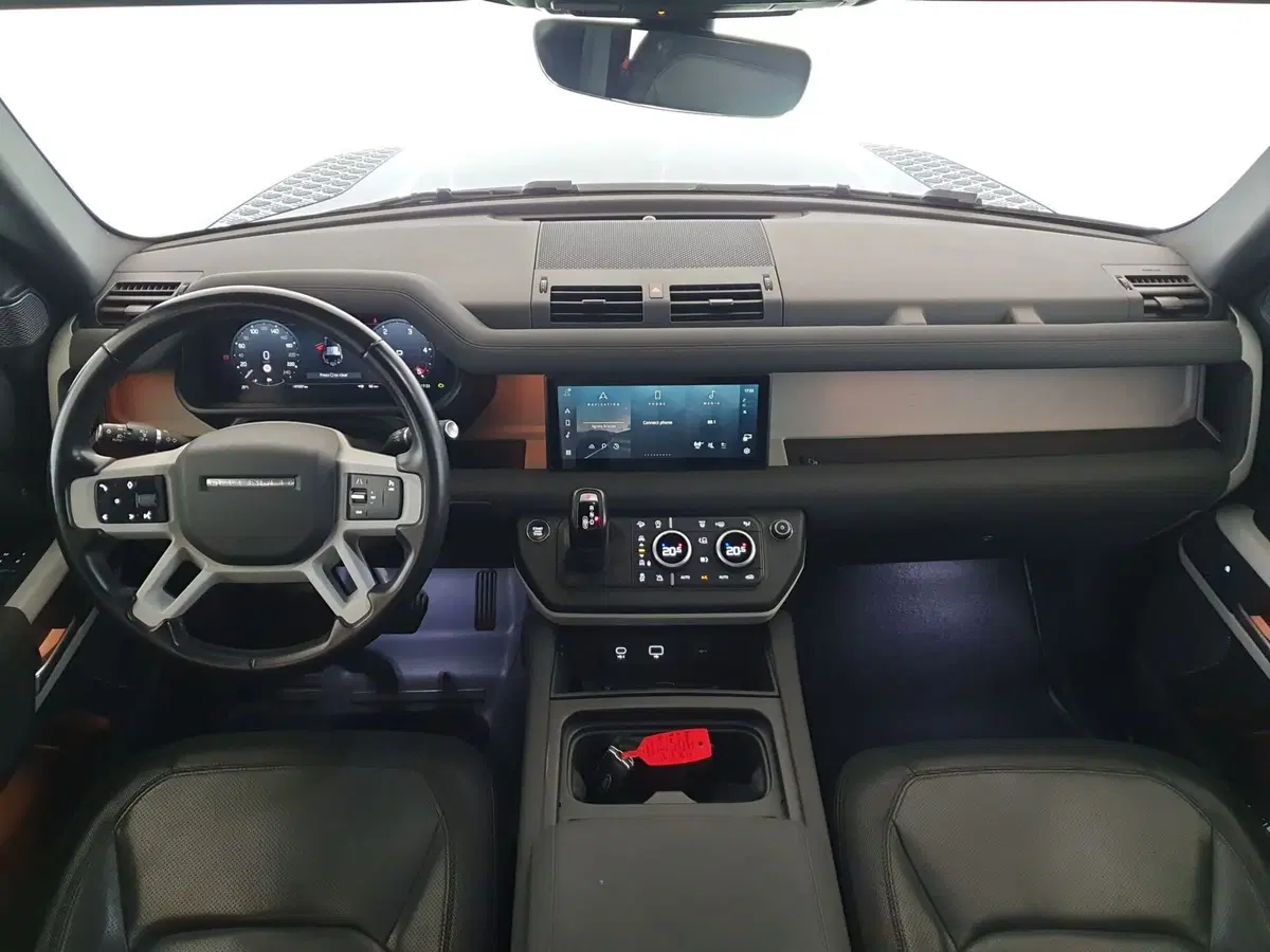 Land Rover Defender usata a Monza e Brianza (4)