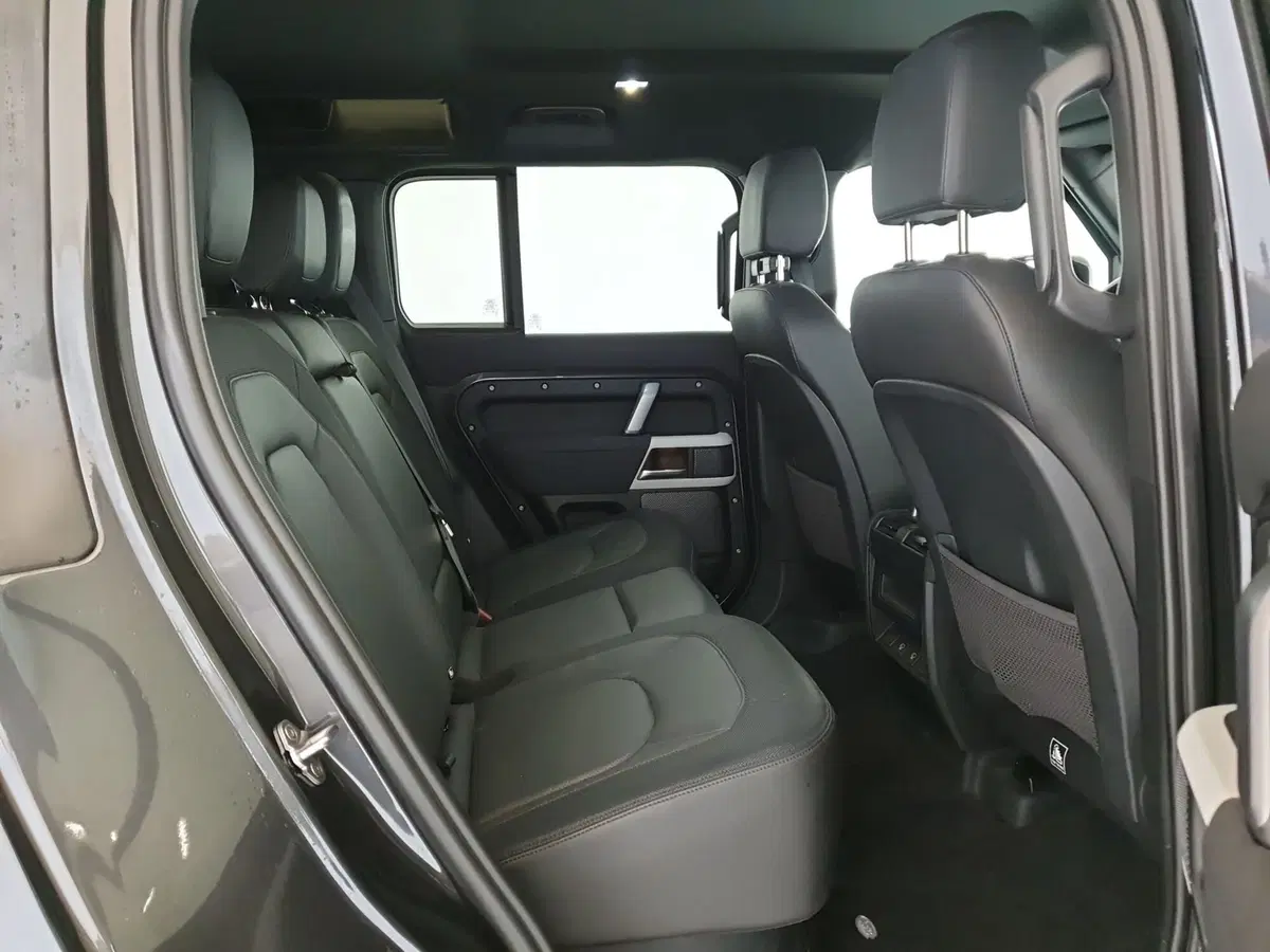 Land Rover Defender usata a Monza e Brianza (5)