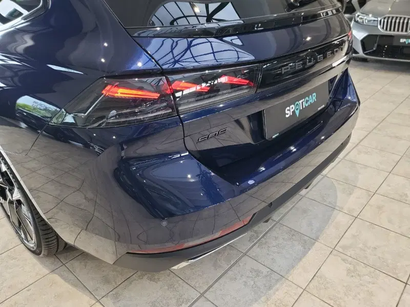 Peugeot 508 SW nuova a Vicenza (10)