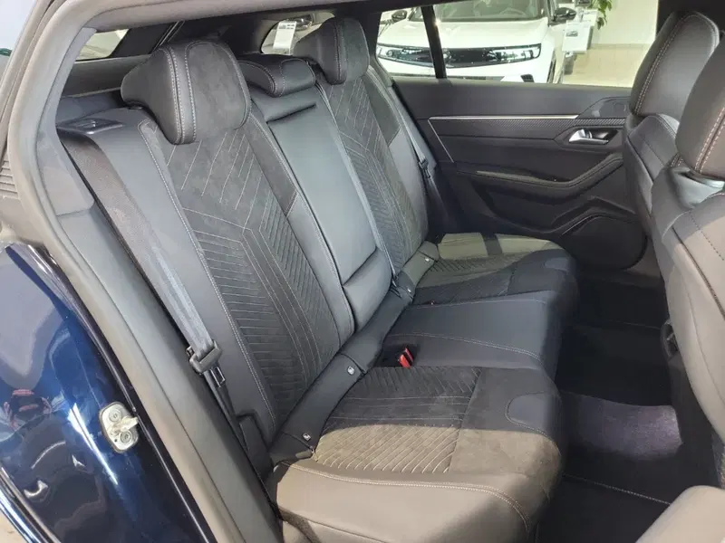 Peugeot 508 SW nuova a Vicenza (14)