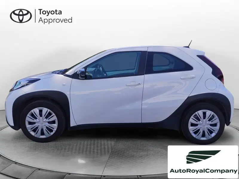 Toyota Aygo X usata a Roma (10)