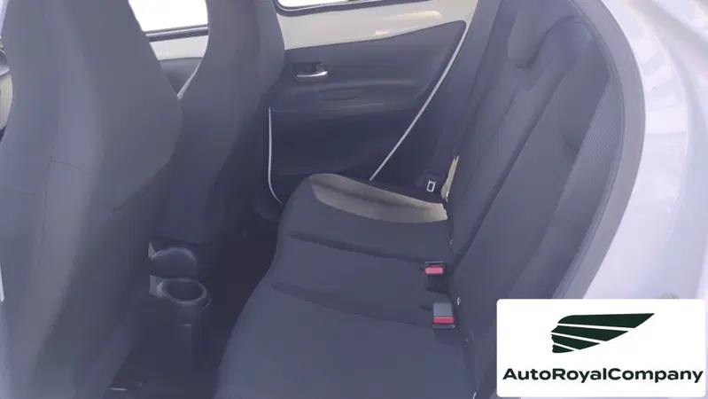 Toyota Aygo X usata a Roma (7)
