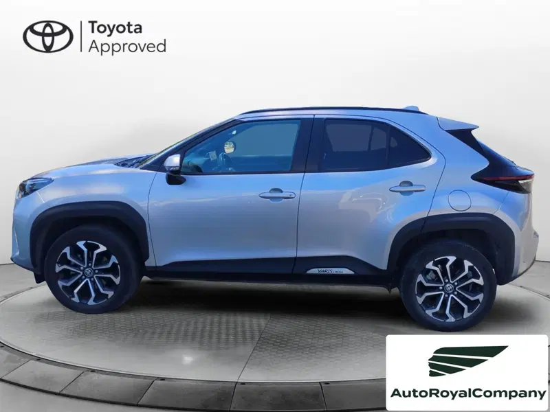 Toyota Yaris Cross usata a Roma (10)