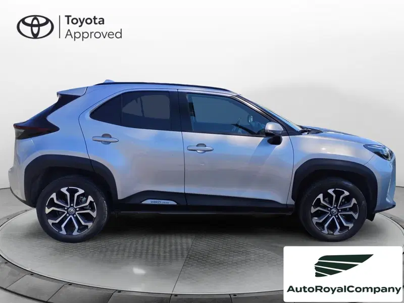Toyota Yaris Cross usata a Roma (11)