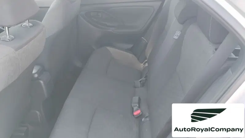 Toyota Yaris Cross usata a Roma (5)