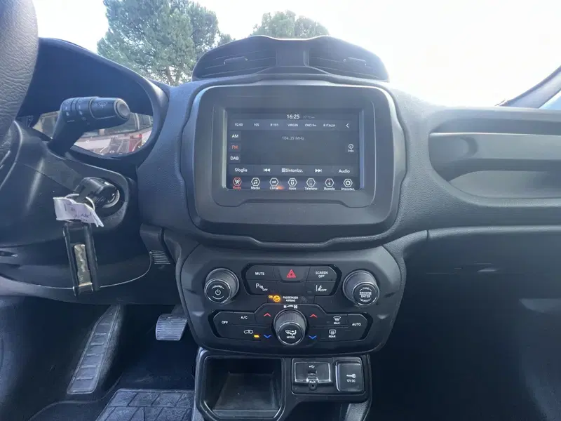Jeep Renegade usata a Teramo (9)