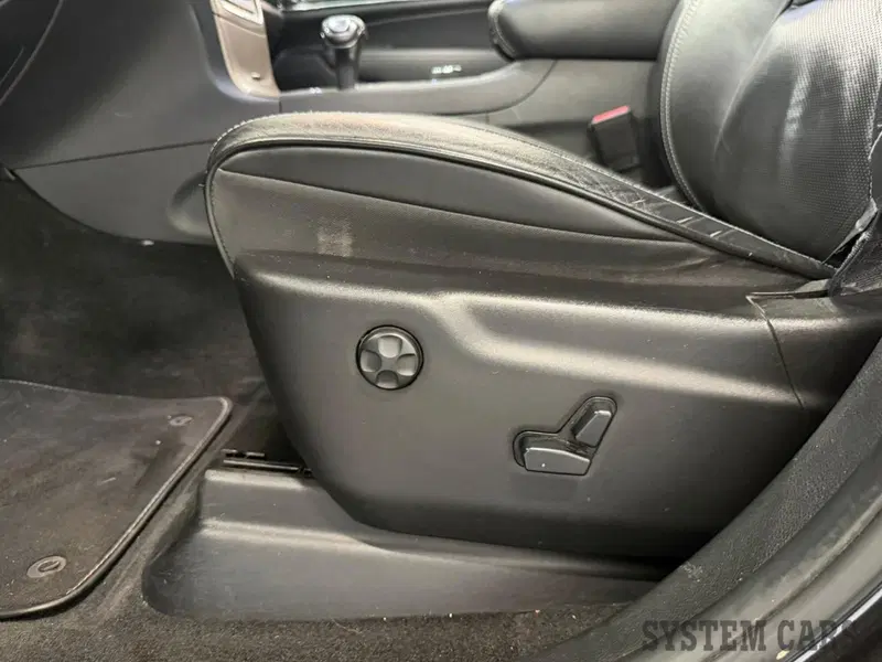 Jeep Grand Cherokee usata a Varese (11)