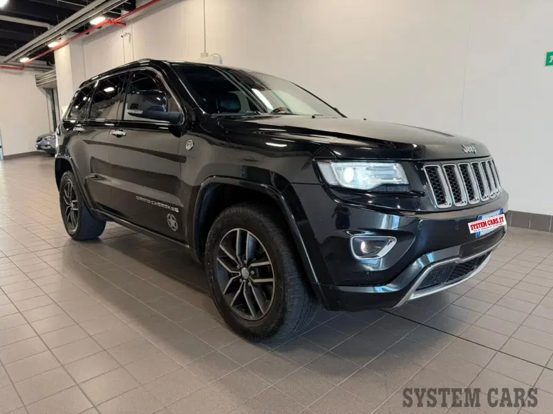 Jeep Grand Cherokee usata a Varese (3)