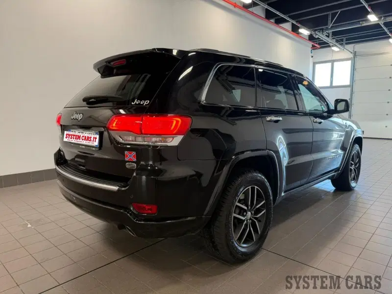 Jeep Grand Cherokee usata a Varese (6)