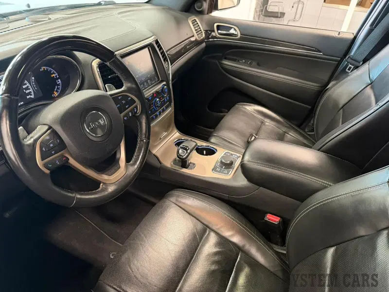 Jeep Grand Cherokee usata a Varese (8)