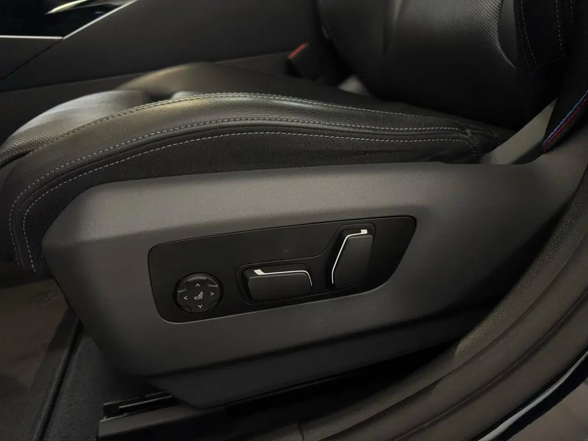 BMW Serie 5 usata a Novara (17)