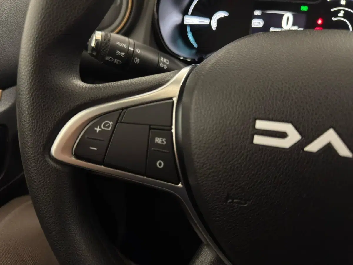 Dacia Spring usata a Novara (13)
