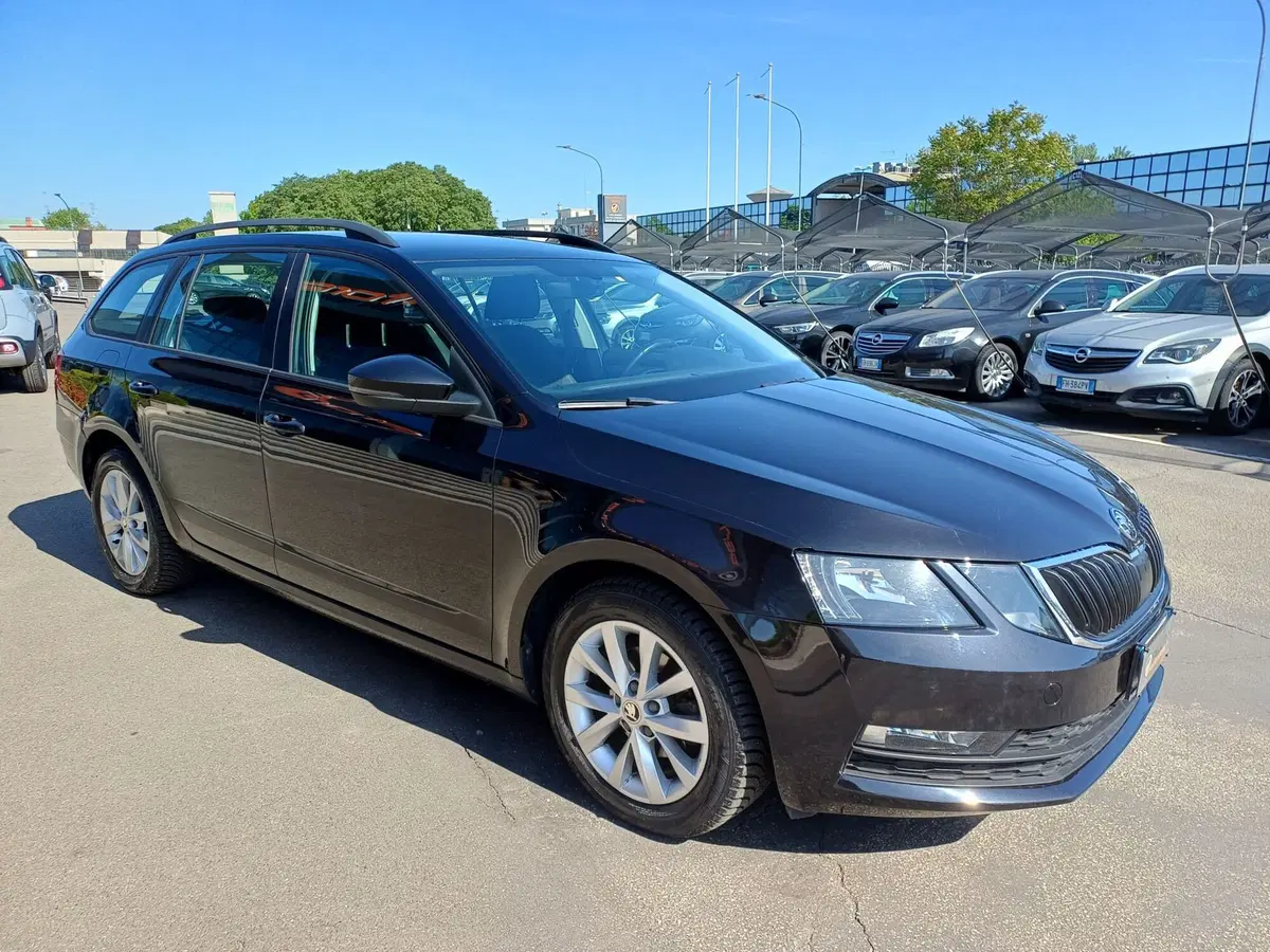 Skoda Octavia Station Wagon usata a Modena (5)