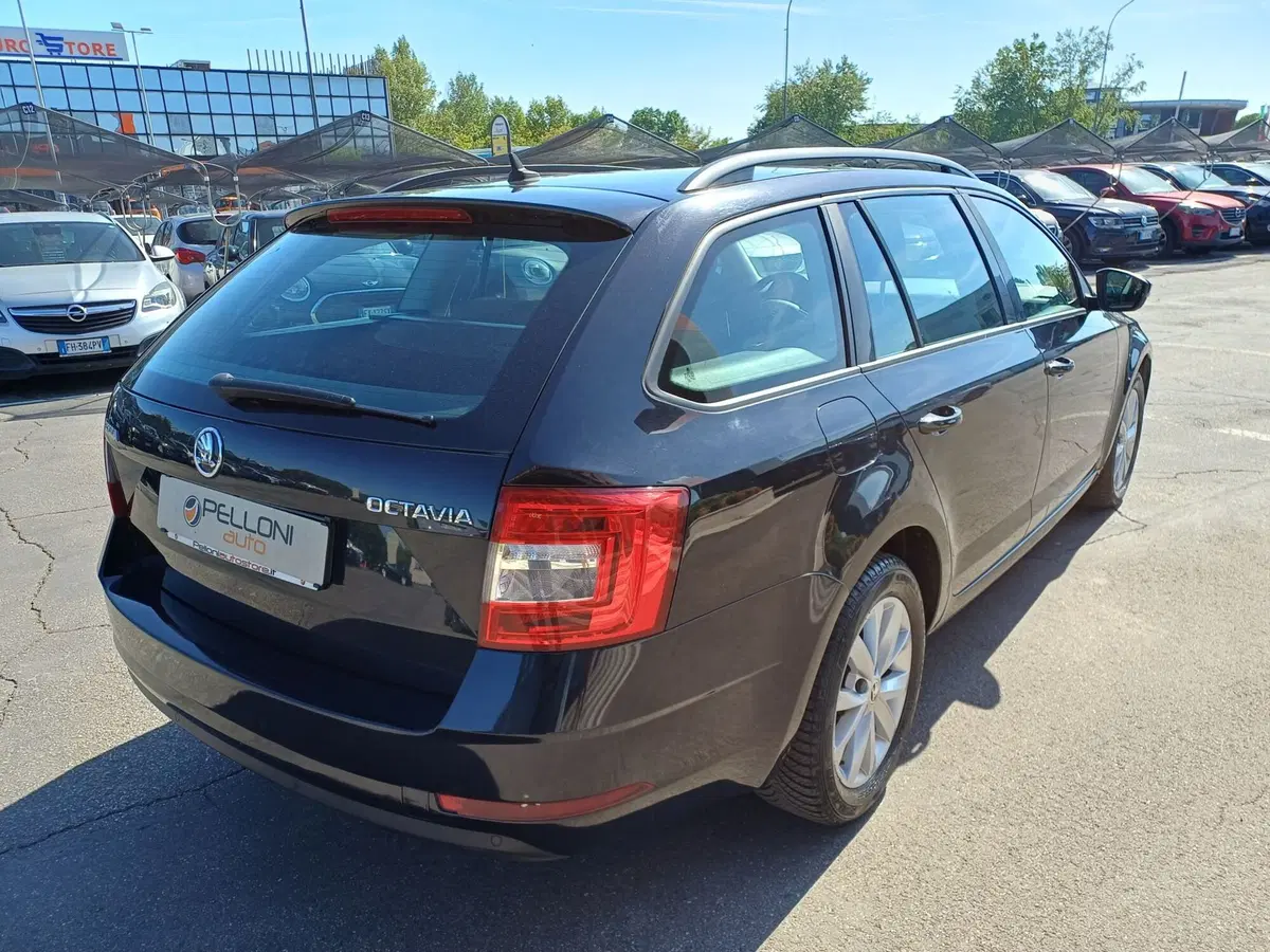 Skoda Octavia Station Wagon usata a Modena (6)