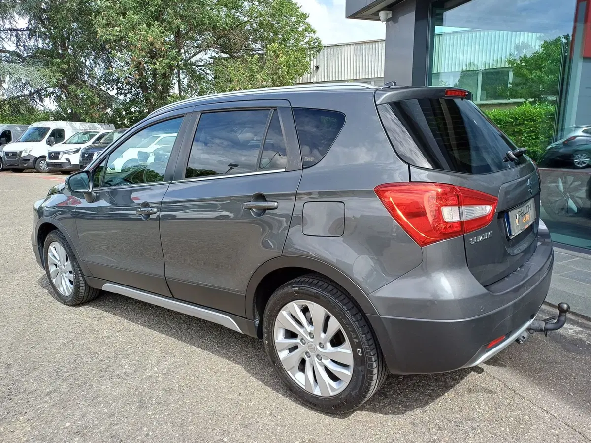 Suzuki S-Cross usata a Modena (7)