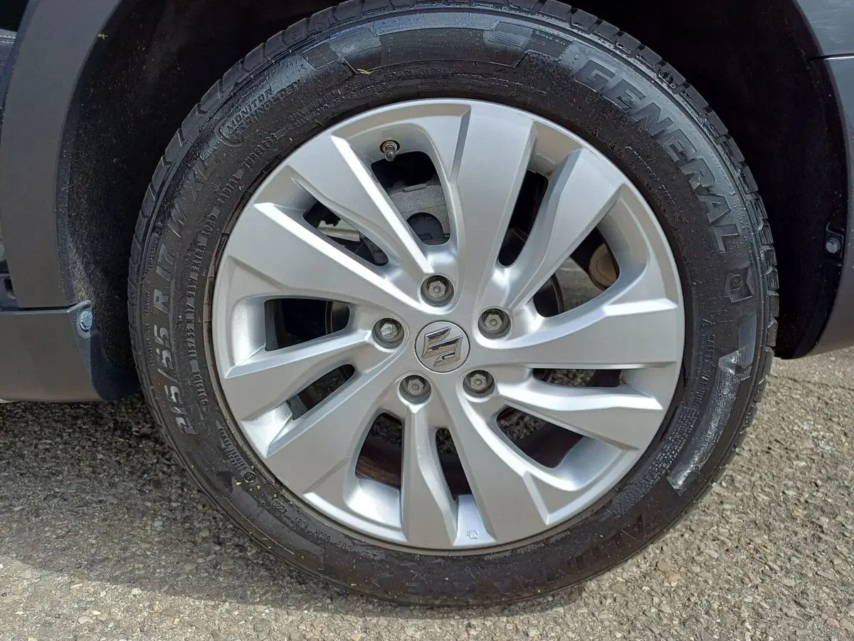 Suzuki S-Cross usata a Modena (9)