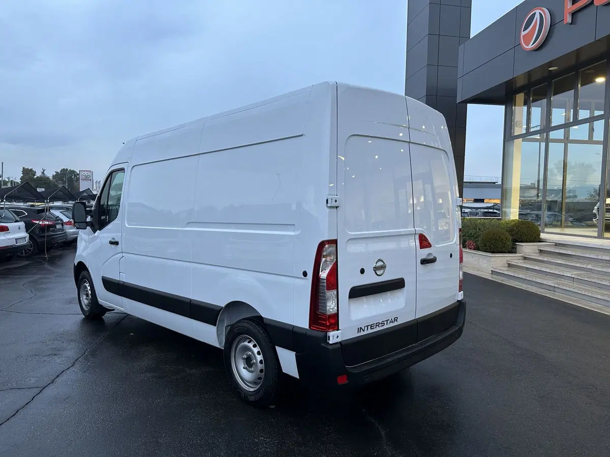 Nissan Interstar Furgone nuova a Modena (4)