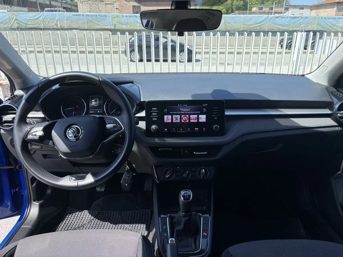 Skoda Fabia usata a Ancona (15)